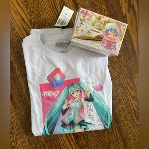 Hatsune Miku T-Shirt & Scenery Dome Blind Box Bundle